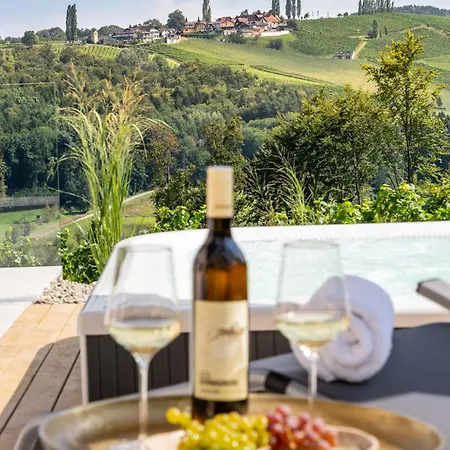 Steirerblicke - Domaine Sernau Sauvignon Гамлиц