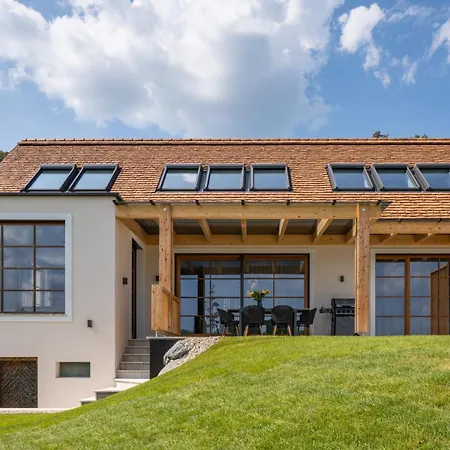 Steirerblicke - Domaine Sernau Sauvignon بيت للعطل *