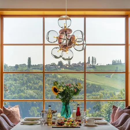 Steirerblicke - Domaine Sernau Sauvignon بيت للعطل غامليتز