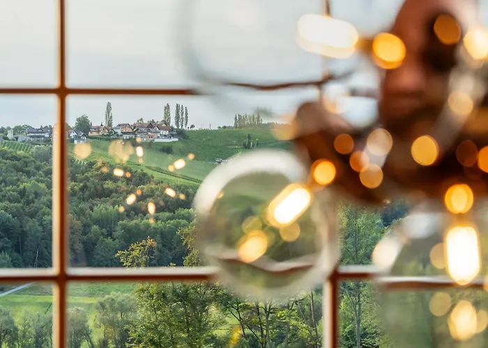 Steirerblicke - Domaine Sernau Sauvignon * غامليتز